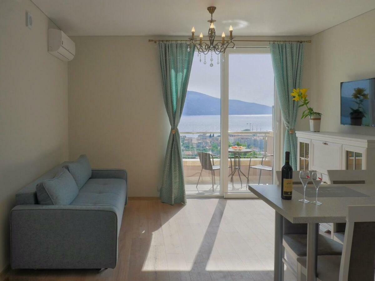 Villa Travertino 蒂瓦特 外观 照片